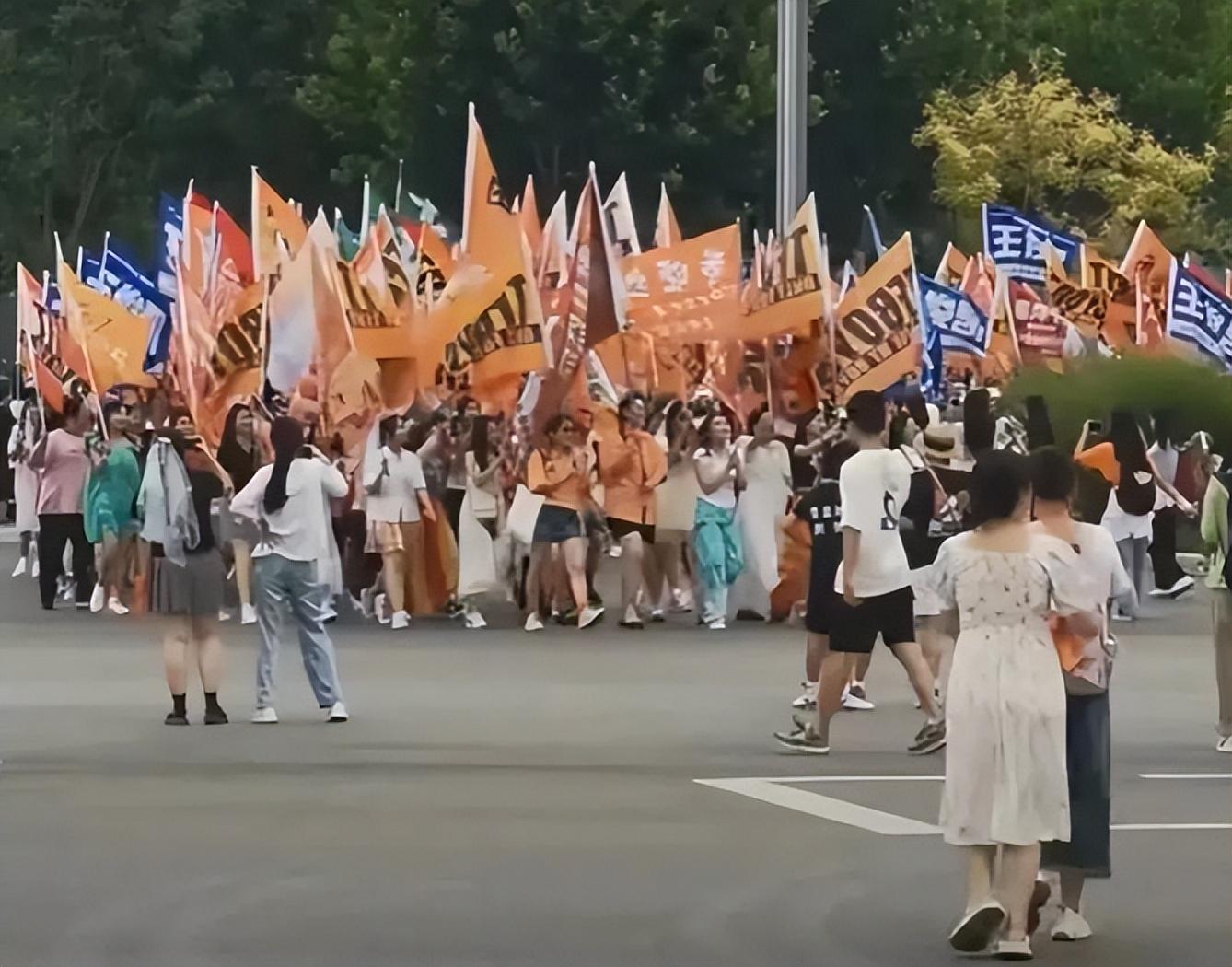 TFBoys最新动态，青春活力的音乐之旅启程